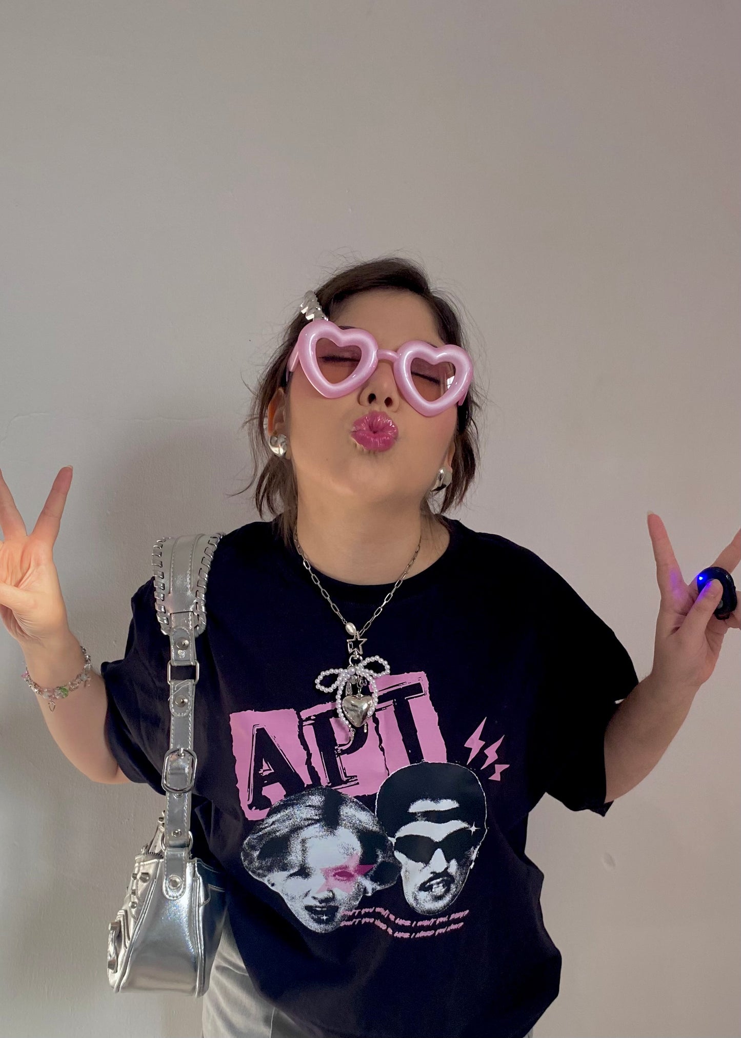 Apt. T-shirt
